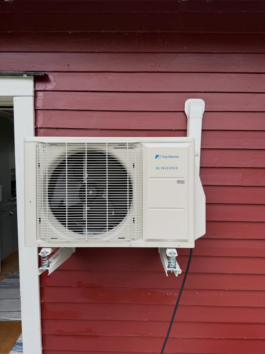 Fuji Electric-värmepump installerad av MH Värmepumpar i Luleå